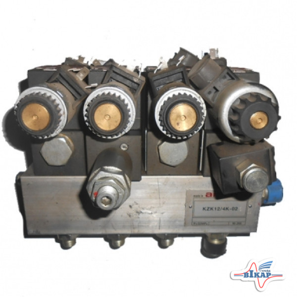 Гидроблок четырехсекционный ПАЛЕССЕ-1218