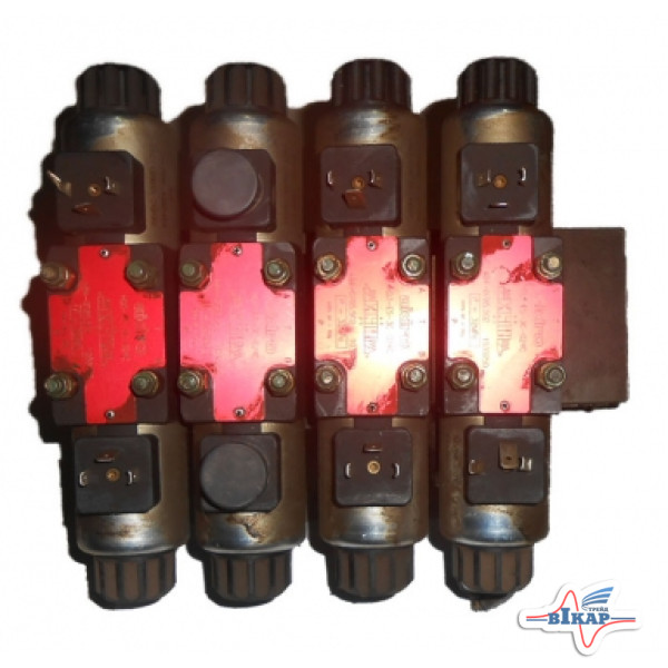 Гидроблок управления четырехсекционный ПАЛЕССЕ-812