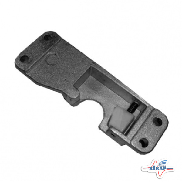 Фиксатор замка двери правый (нов.обр.) (пр-во КамАЗ)