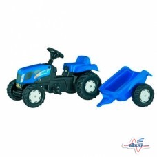 Модель трактора New Holland TVT 190 пластмас, на педалях с прицепом
