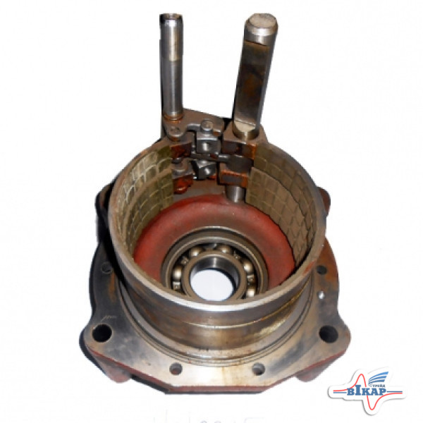 Крышка задняя ВОМ (с лентами) МТЗ-1221 (пр-во БЗТДиА)