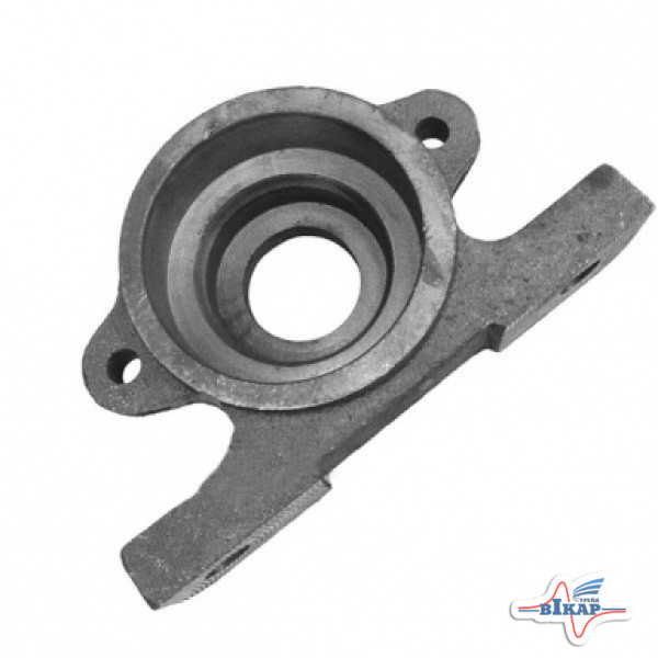 Корпус подшипника вала заднего хода, контрпривода в сб. (п/к11206, м-та 30х52, 2 лапки) ЗМ-60